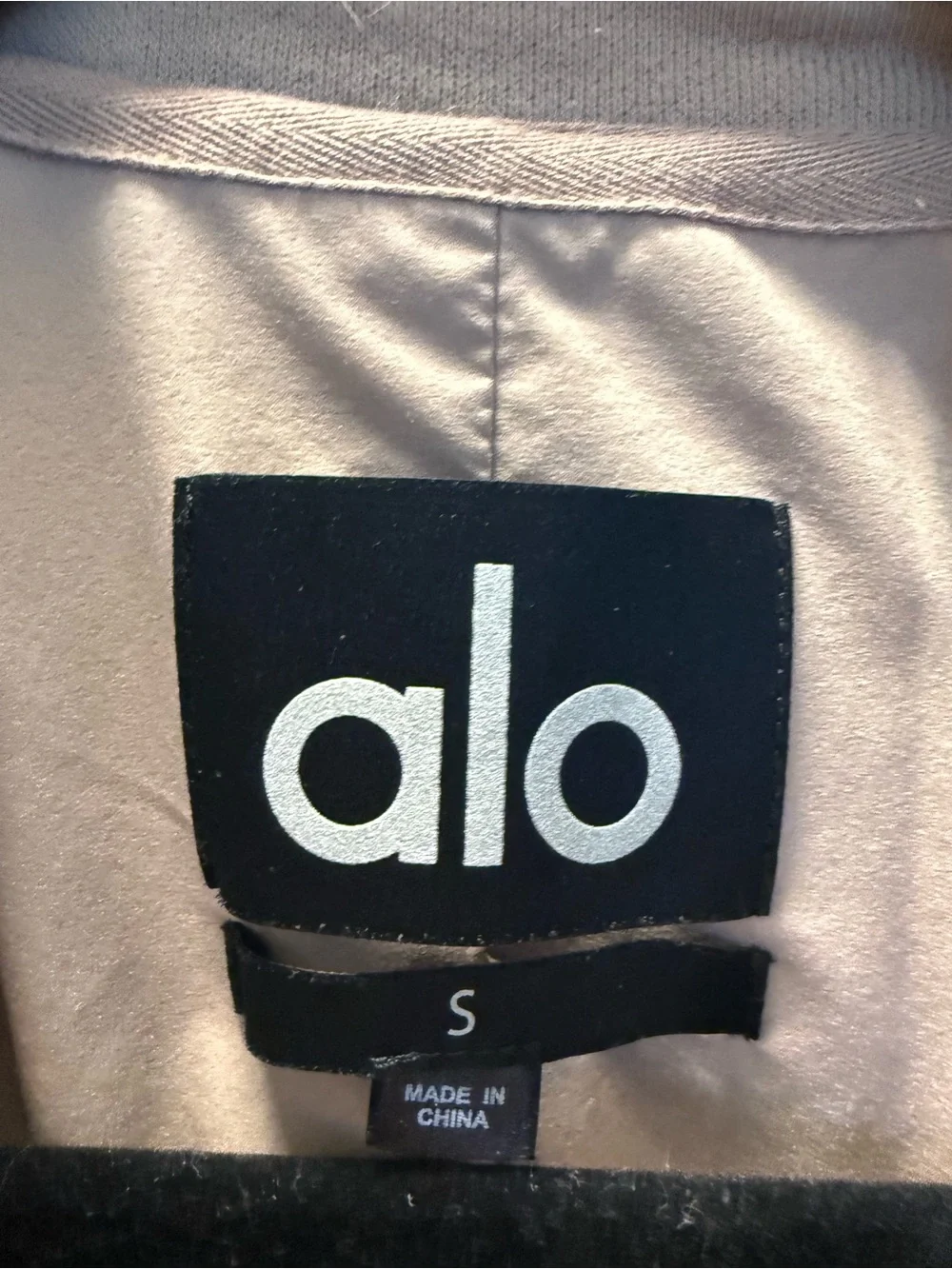 Alo Yoga Coat Single-Button Coat in Taupe